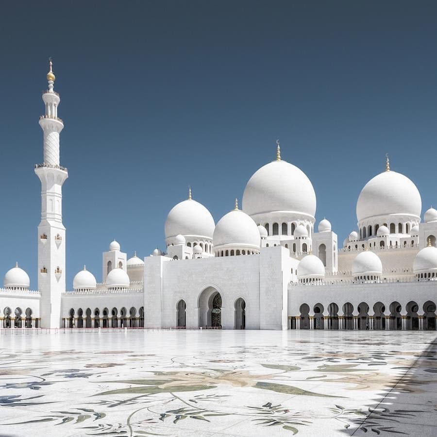 Dubai & UAE โ Desert Safari Honeymoon Special (9N/10D)